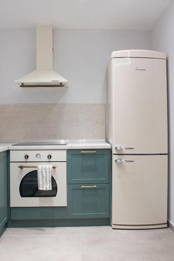 Stylish Modern Classic Apartment テッサロニキ エクステリア 写真